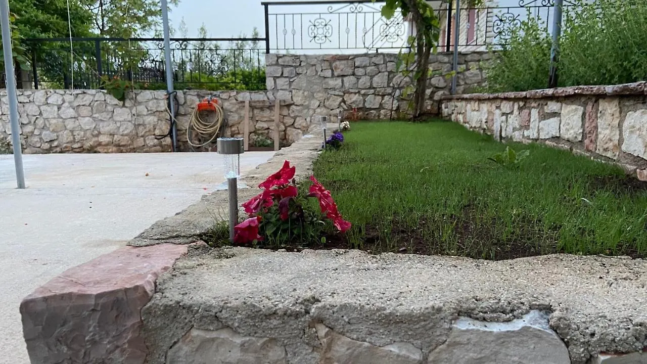 Studios&Apartment Niko Luka Ksamil Albanien